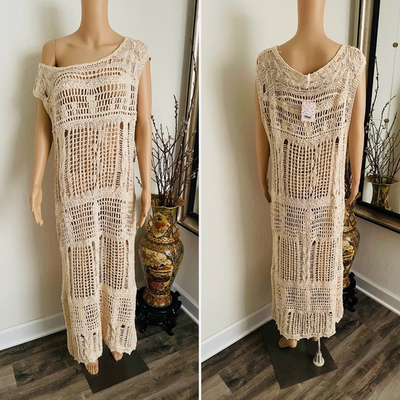 Free People Dresses & Skirts - Sold 🎈Free People knit ivory comb maxi dress L